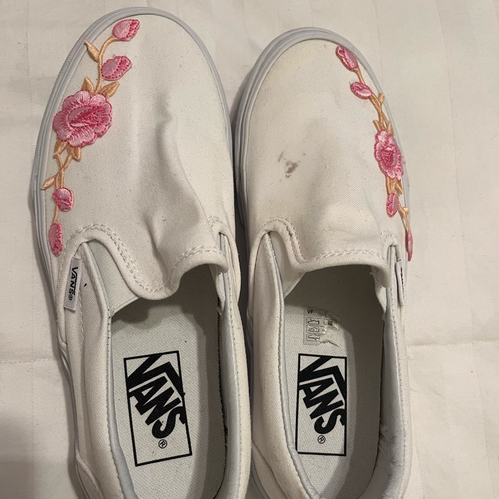 Custom Flower Embroidered Vans - Picture 2 of 6